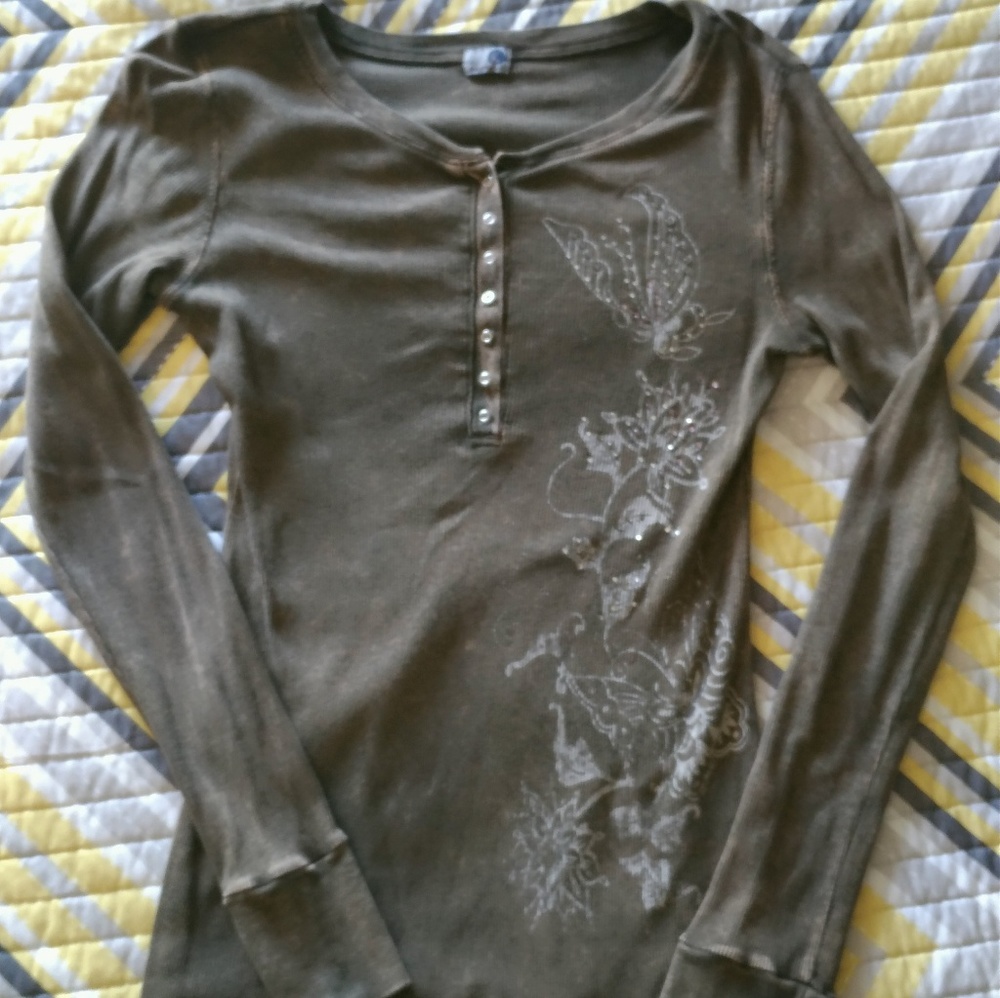Women's long sleeve shirt